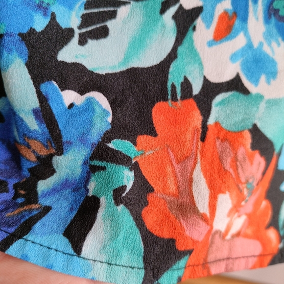 💚 Papaya Floral Crop Top - Picture 16 of 16